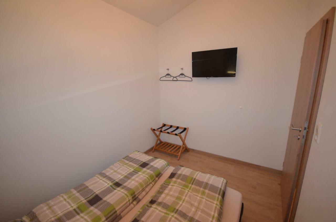 Apartment Weisweil *